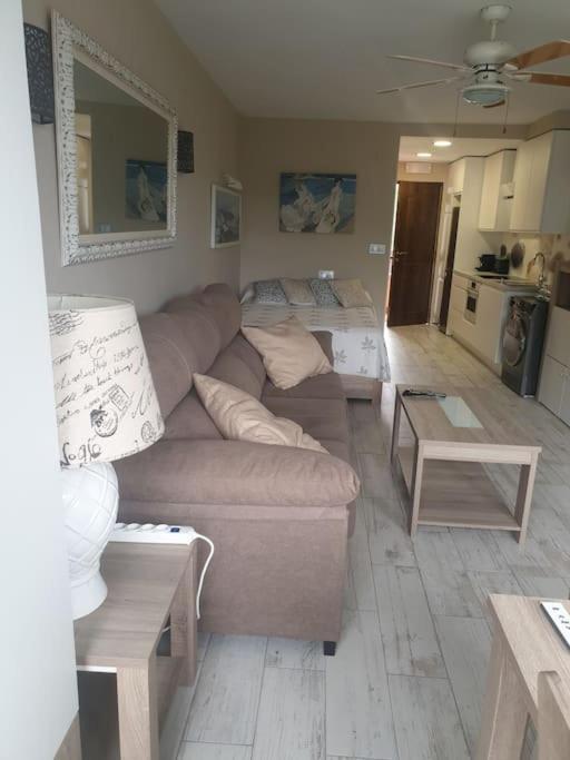 מארבלה Precioso Estudio Con Piscina A 200M Del Mar מראה חיצוני תמונה