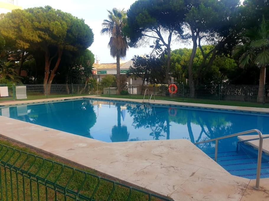 מארבלה Precioso Estudio Con Piscina A 200M Del Mar מראה חיצוני תמונה